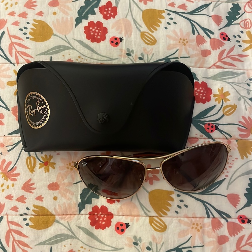 Ray bans aviators